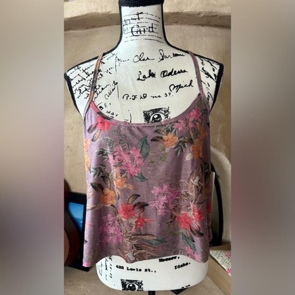 Beyond Yoga Featherweight Drift Away Tank